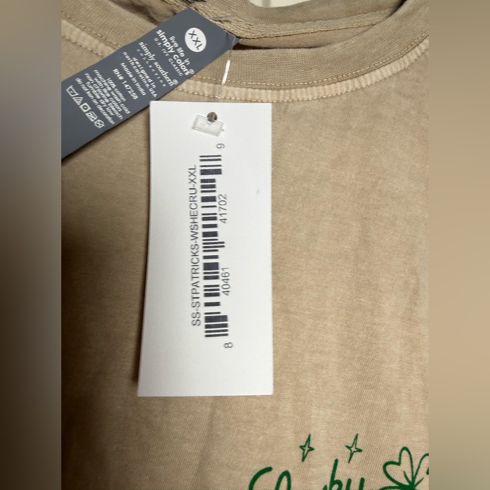 Simply‎ Southern Lucky Girl Club Tee - Picture 5 of 6